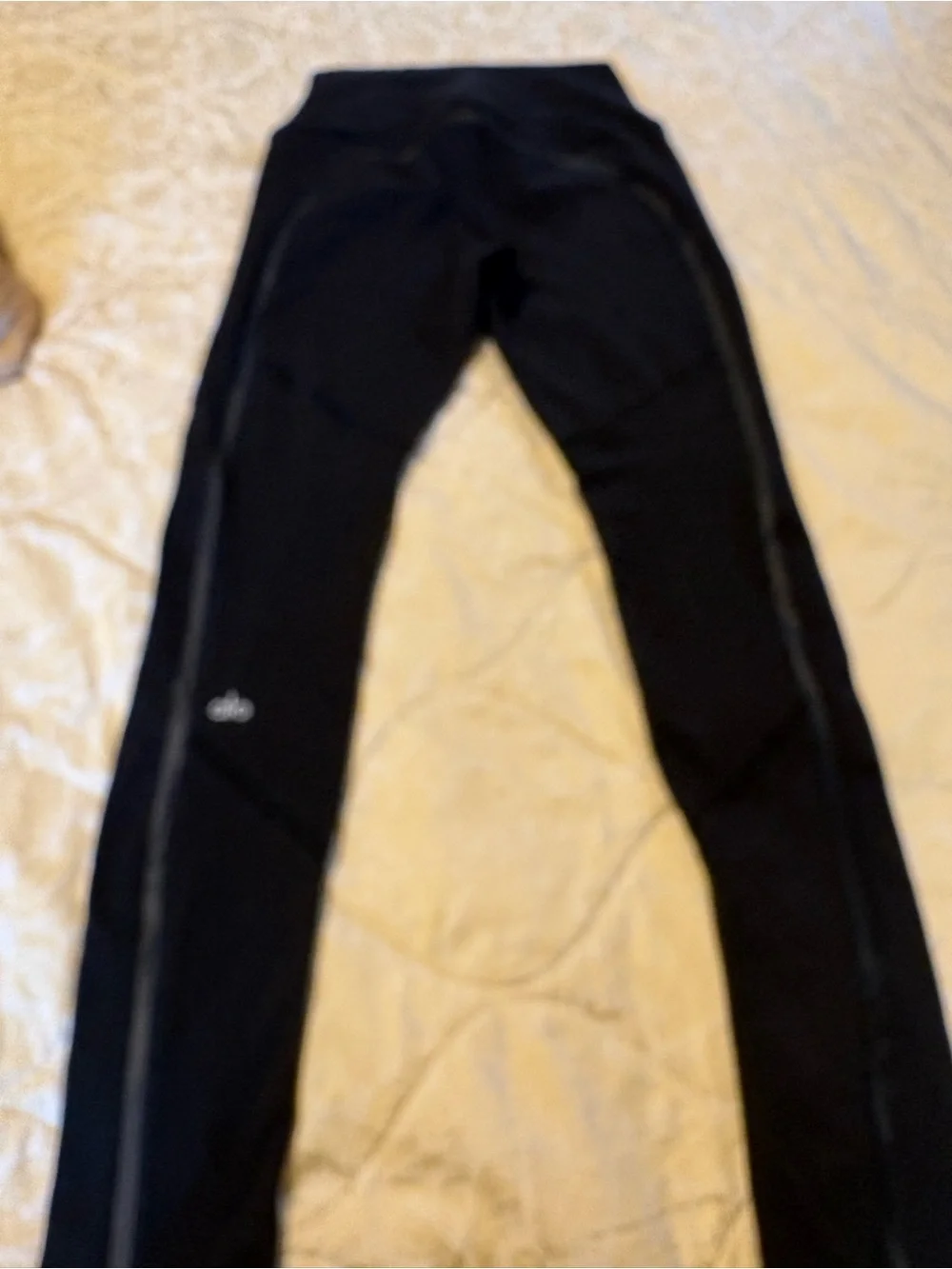 ALO Yoga Black Leggings - Black